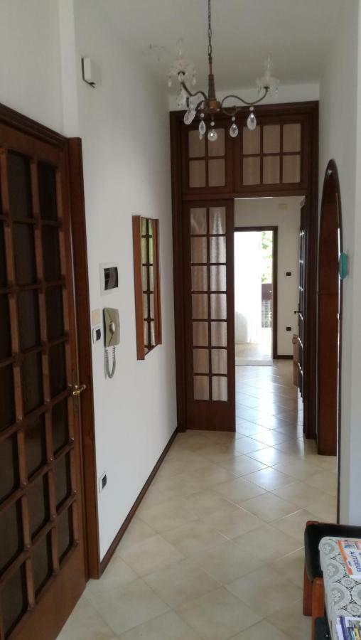 리미니 La Casa Di Clara Ombrellone Con 2 Lettini Al Lido San Giuliano Gratis E Parcheggio Privato Gratis 아파트 외부 사진