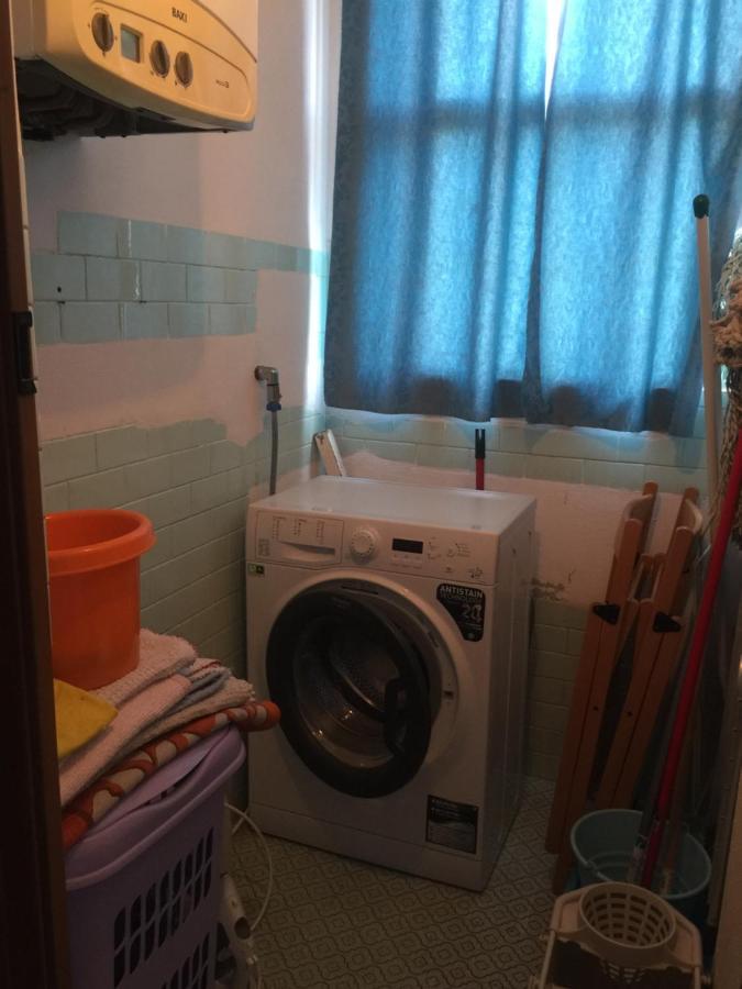 리미니 La Casa Di Clara Ombrellone Con 2 Lettini Al Lido San Giuliano Gratis E Parcheggio Privato Gratis 아파트 외부 사진